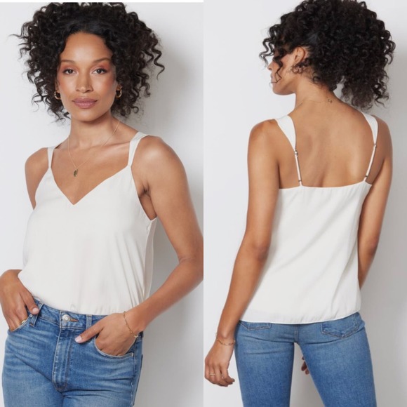 Evereve Tops - Evereve Ivory Kyle V Neck Cami